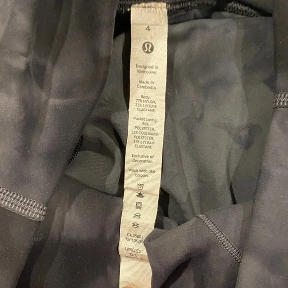 Lululemon Leggings Size 4 - Picture 2 of 9